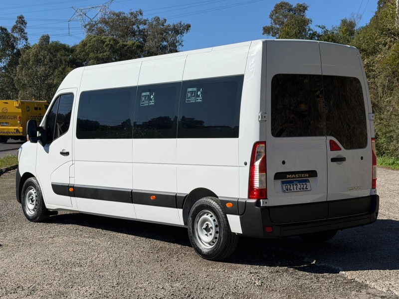 MASTER 2.3 DCI MINIBUS EXECUTIVE L3H2 16 LUGARES 16V DIESEL 4P MANUAL - 2024 - CAXIAS DO SUL