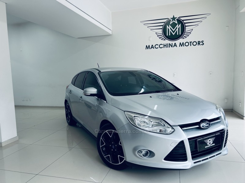 focus 2.0 titanium hatch 16v flex 4p automatico 2015 caxias do sul