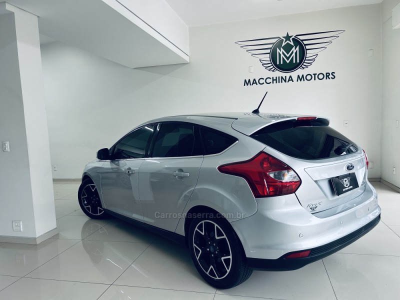 FOCUS 2.0 TITANIUM HATCH 16V FLEX 4P AUTOMÁTICO - 2015 - CAXIAS DO SUL