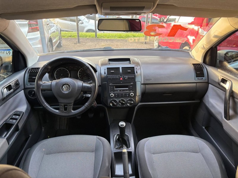 POLO SEDAN 1.6 MI 8V FLEX 4P MANUAL - 2013 - CANDELáRIA