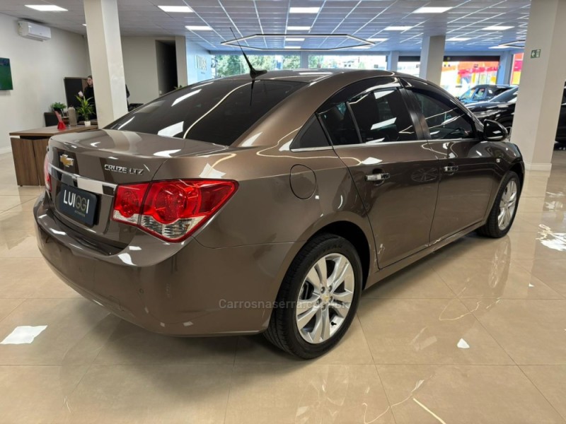 CRUZE 1.8 LTZ 16V FLEX 4P AUTOMÁTICO - 2015 - CARLOS BARBOSA