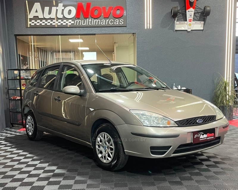 FOCUS 1.6 8V GASOLINA 4P MANUAL - 2007 - VACARIA