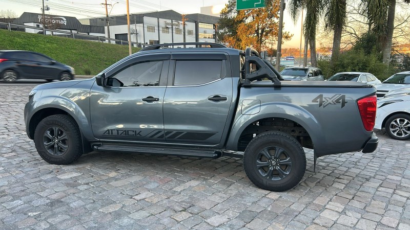 FRONTIER 2.3 ATTACK 4X4 CD BI-TURBO DIESEL 4P AUTOMÁTICO - 2021 - FARROUPILHA