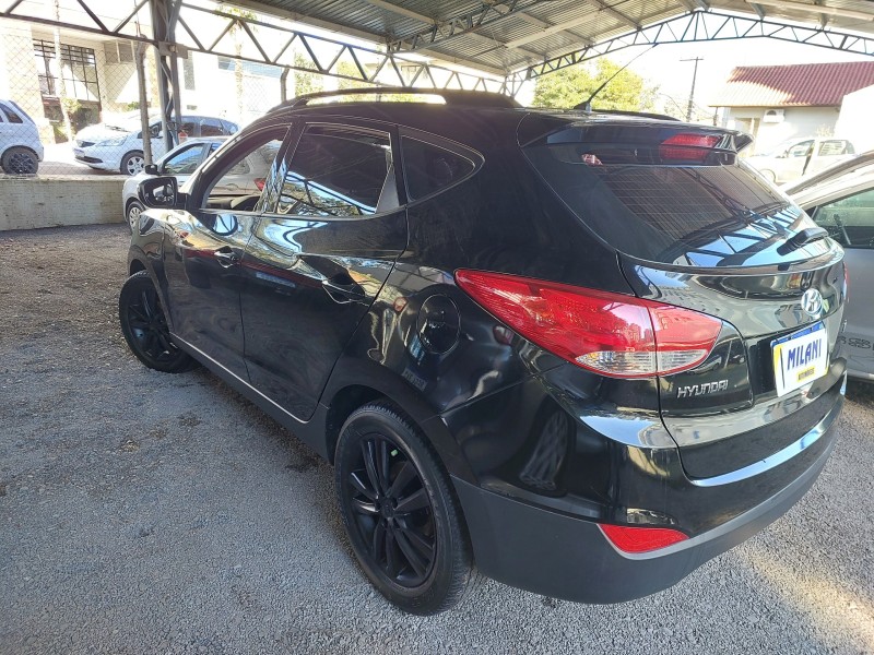 IX35 2.0 MPI 4X2 16V GASOLINA 4P MANUAL - 2011 - BENTO GONçALVES