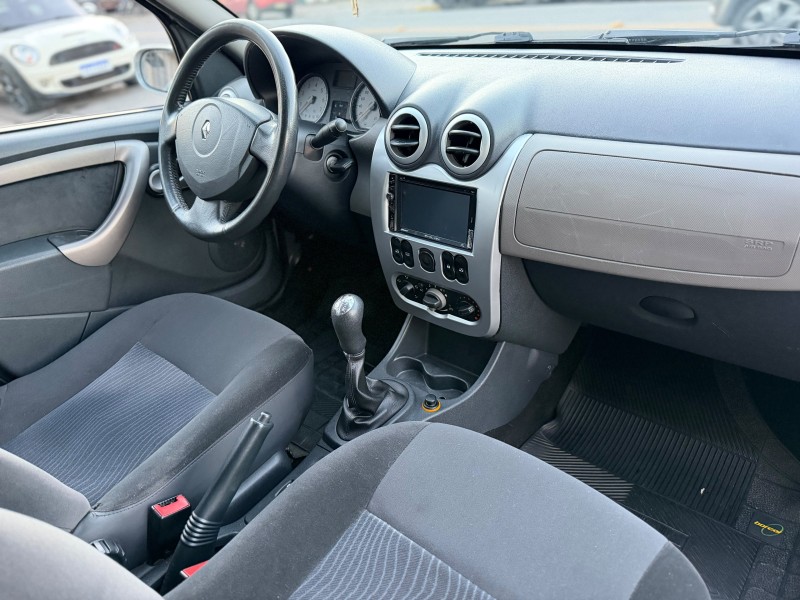 SANDERO 1.6 PRIVILÉGE 16V FLEX 4P MANUAL - 2009 - CAXIAS DO SUL