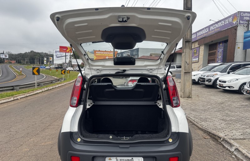 UNO 1.4 EVO WAY 8V FLEX 4P MANUAL - 2011 - DOIS IRMãOS