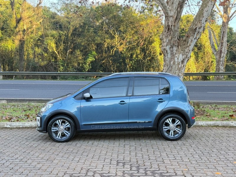 UP 1.0 TSI CROSS 12V FLEX 4P MANUAL - 2018 - DOIS IRMãOS