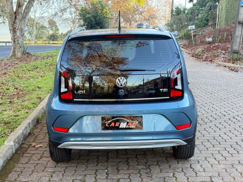 UP 1.0 TSI CROSS 12V FLEX 4P MANUAL - 2018 - DOIS IRMãOS