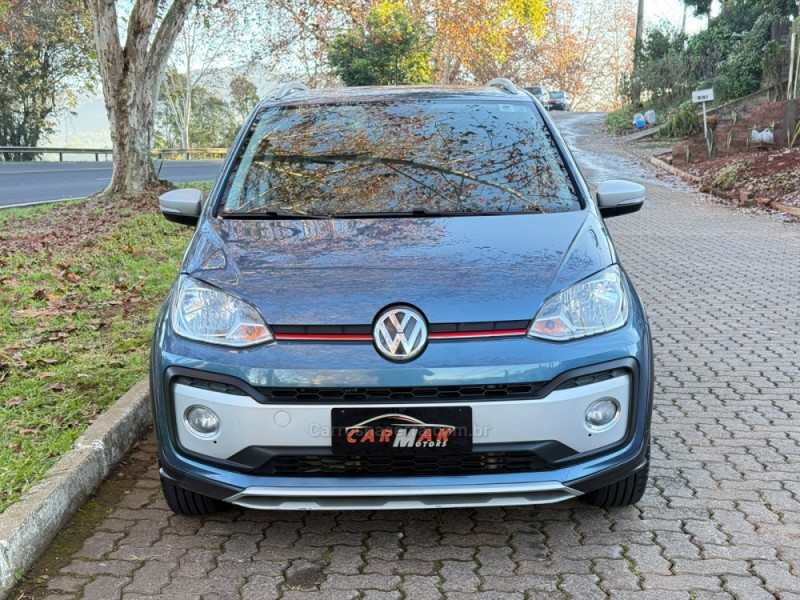 UP 1.0 TSI CROSS 12V FLEX 4P MANUAL - 2018 - DOIS IRMãOS