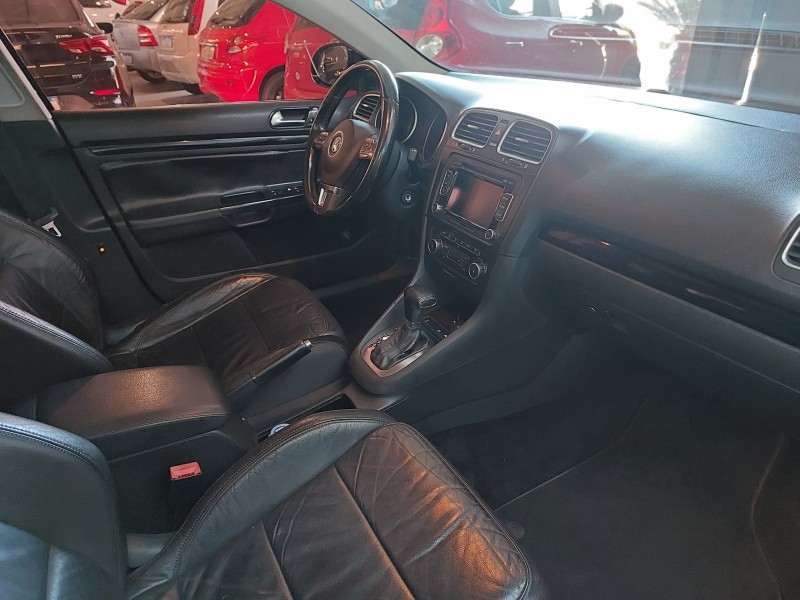 JETTA 2.5 I VARIANT 20V 170CV GASOLINA 4P TIPTRONIC - 2011 - SãO SEBASTIãO DO CAí