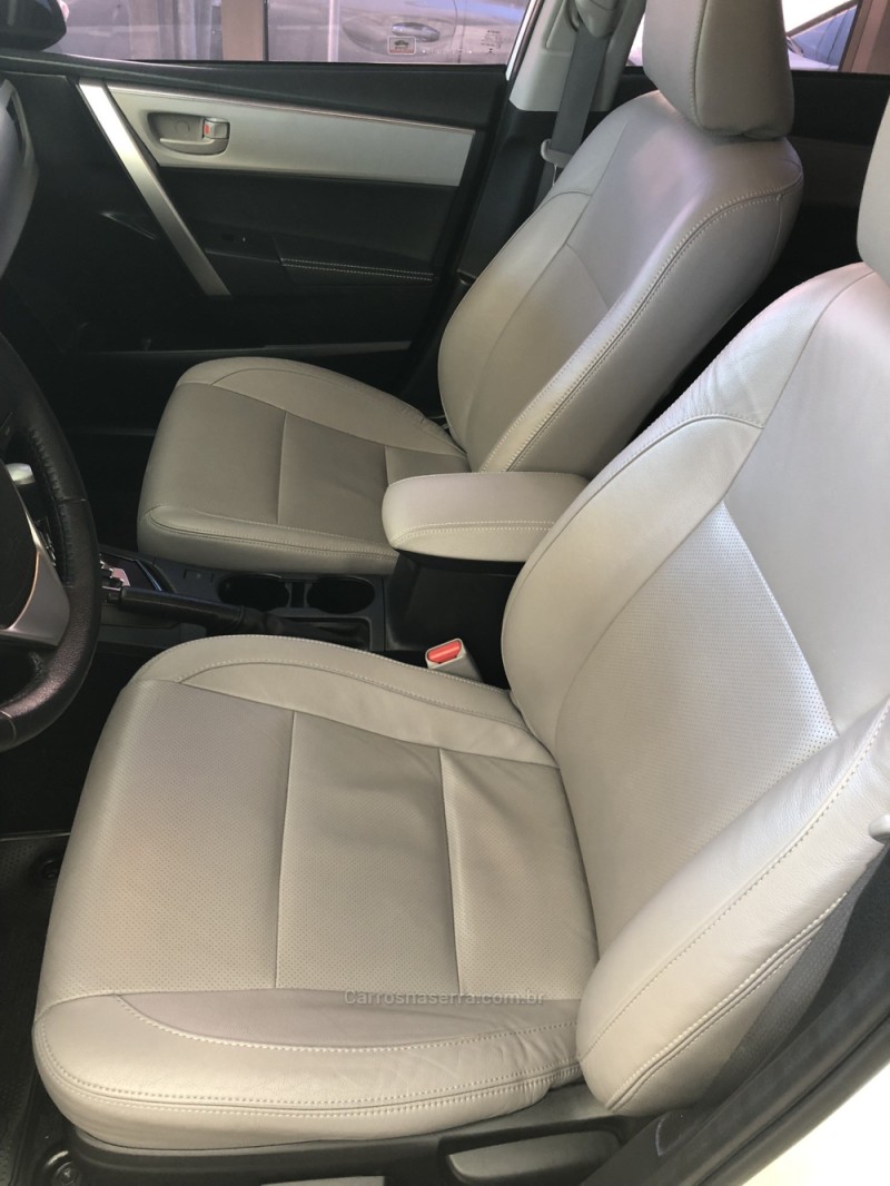 COROLLA 2.0 XEI 16V FLEX 4P AUTOMÁTICO - 2017 - FARROUPILHA