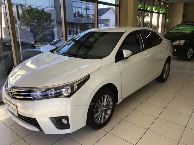 COROLLA 2.0 XEI 16V FLEX 4P AUTOMÁTICO - 2017 - FARROUPILHA