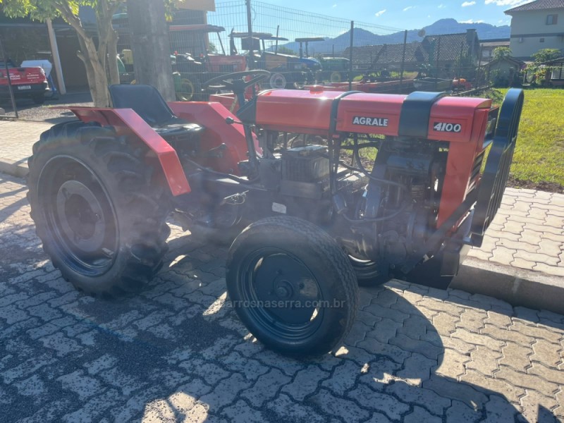 TRATOR 4100  - 1982 - GUAPORé
