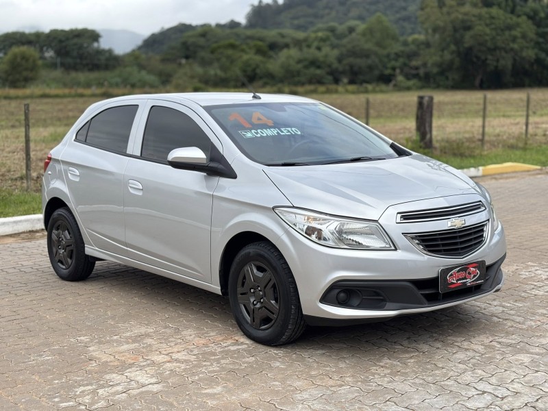 ONIX 1.0 MPFI LT 8V FLEX 4P MANUAL - 2014 - CANDELáRIA