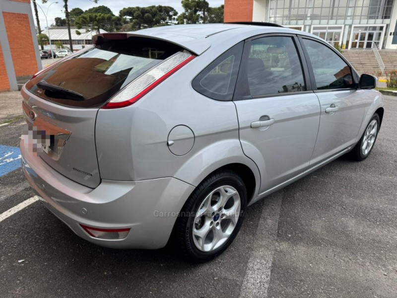 FOCUS 2.0 TITANIUM HATCH 16V FLEX 4P AUTOMÁTICO - 2012 - CAXIAS DO SUL