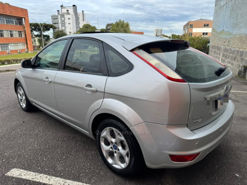 FOCUS 2.0 TITANIUM HATCH 16V FLEX 4P AUTOMÁTICO - 2012 - CAXIAS DO SUL