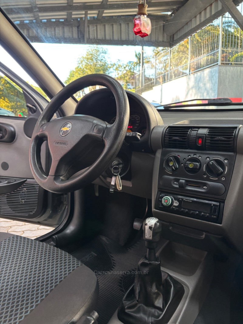 CORSA 1.0 MPFI CLASSIC SEDAN LIFE 8V FLEX 4P MANUAL - 2013 - HARMONIA