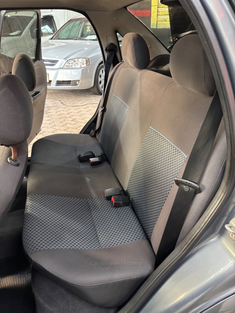 CORSA 1.0 MPFI CLASSIC SEDAN LIFE 8V FLEX 4P MANUAL - 2013 - HARMONIA