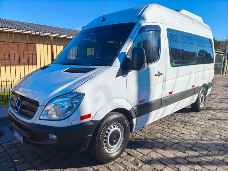sprinter 2.2 415 cdi van 16 lugares teto alto 16v bi turbo diesel manual 2012 caxias do sul