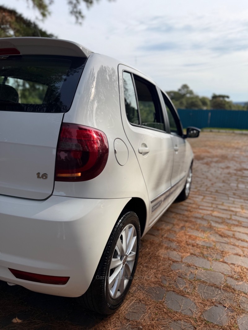 FOX 1.6 MI PRIME 8V FLEX 4P MANUAL - 2011 - NOVA PRATA