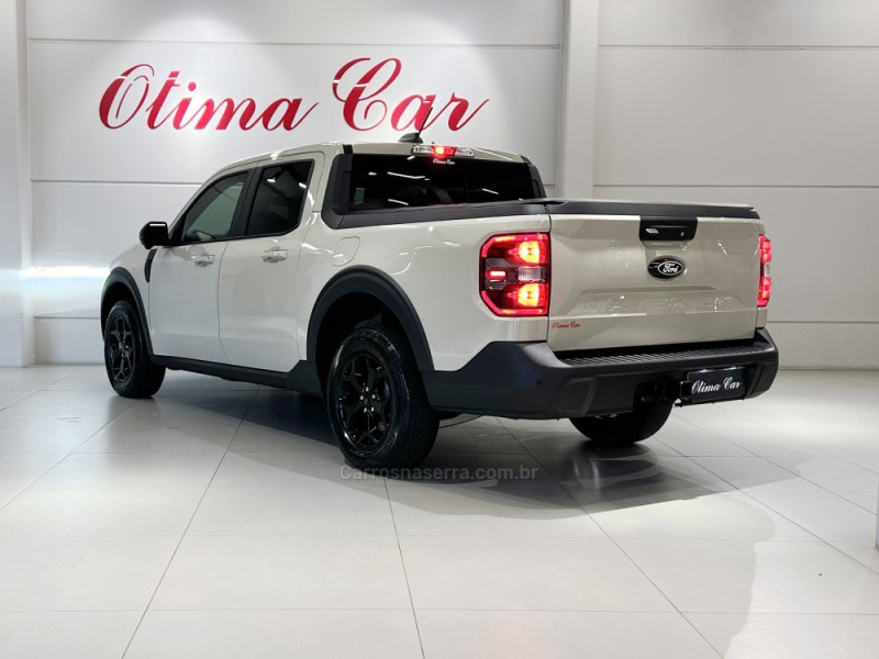 MAVERICK 2.0 LARIAT BLACK AWD ECOBOOST GASOLINA 4P AUTOMÁTICO - 2025 - FLORES DA CUNHA