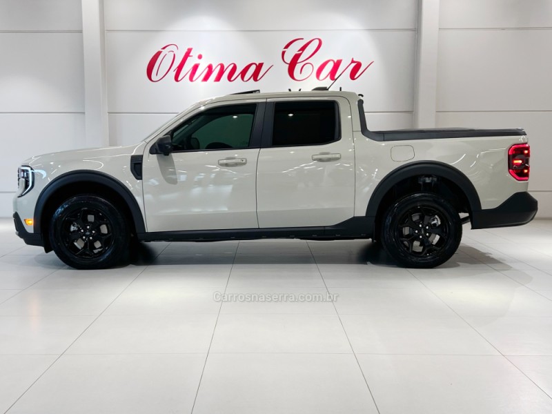 MAVERICK 2.0 LARIAT BLACK AWD ECOBOOST GASOLINA 4P AUTOMÁTICO - 2025 - FLORES DA CUNHA