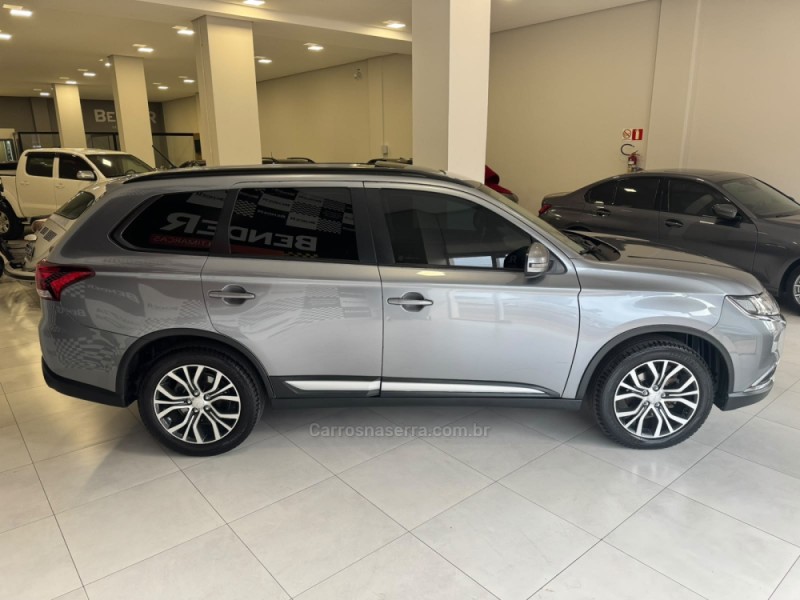 OUTLANDER 2.0 16V GASOLINA 4P AUTOMÁTICO - 2016 - SALVADOR DO SUL