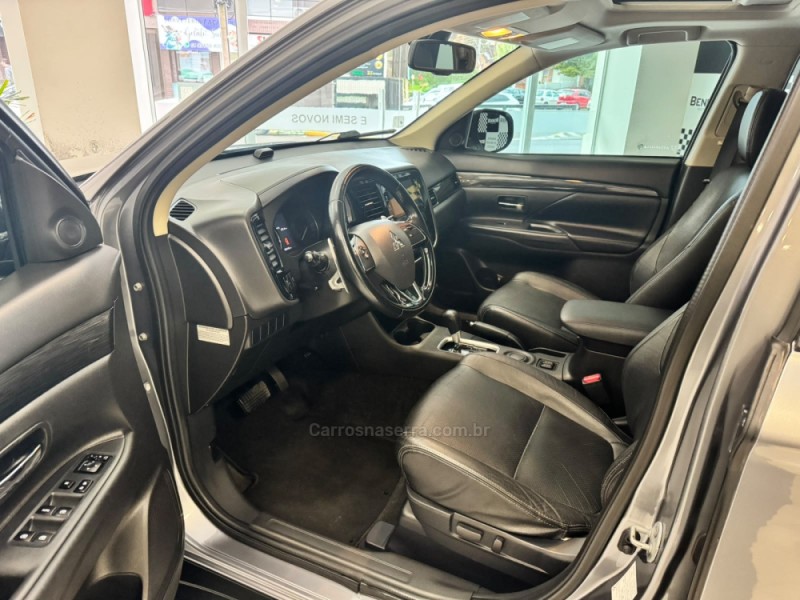 OUTLANDER 2.0 16V GASOLINA 4P AUTOMÁTICO - 2016 - SALVADOR DO SUL