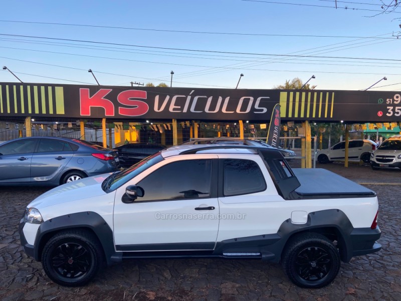 STRADA 1.8 MPI ADVENTURE CD 8V FLEX 2P MANUAL - 2013 - DOIS IRMãOS