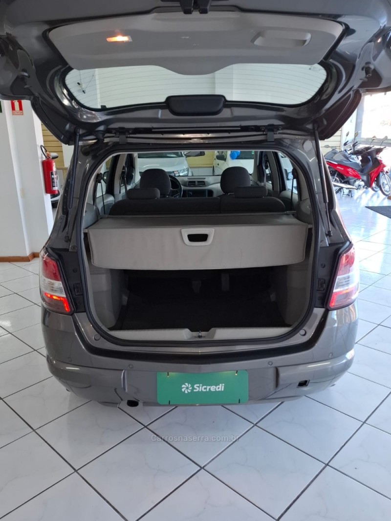 SPIN 1.8 LT 8V FLEX 4P AUTOMÁTICO - 2014 - NOVA PETRóPOLIS