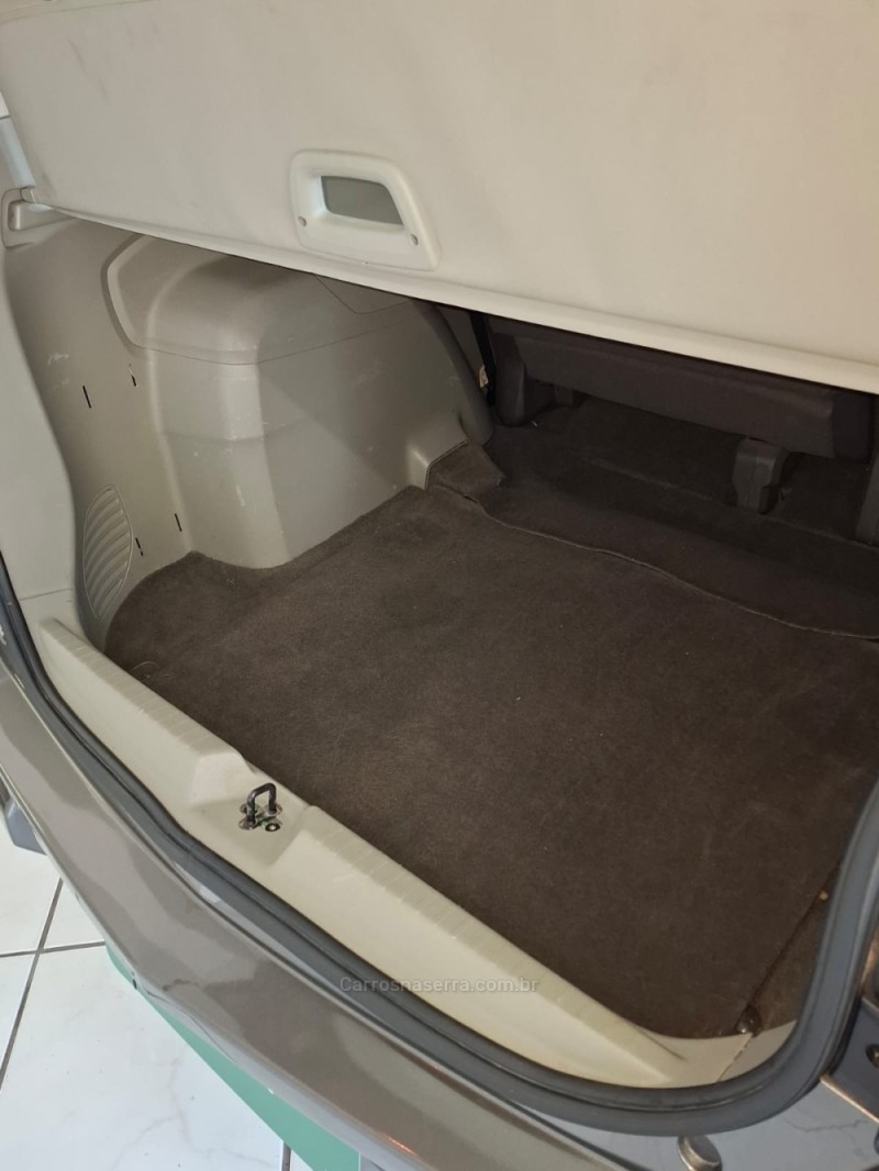 SPIN 1.8 LT 8V FLEX 4P AUTOMÁTICO - 2014 - NOVA PETRóPOLIS