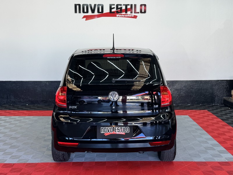 FOX 1.6 MI 8V FLEX 4P MANUAL - 2012 - CAXIAS DO SUL