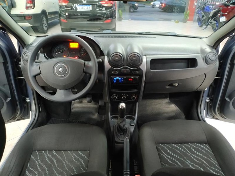 LOGAN 1.0 AUTHENTIQUE 16V FLEX 4P MANUAL - 2013 - CAXIAS DO SUL