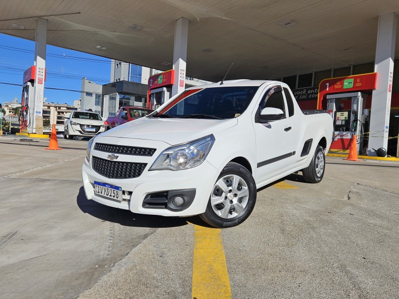 montana 1.4 mpfi ls cs 8v flex 2p manual 2015 caxias do sul