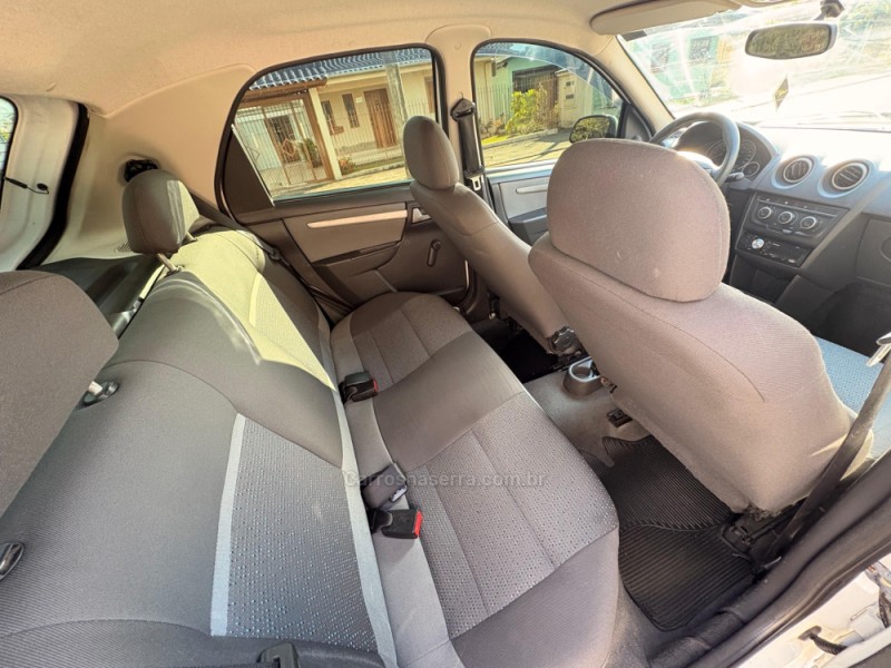 CELTA 1.0 MPFI LT 8V FLEX 2P MANUAL - 2014 - ESTâNCIA VELHA