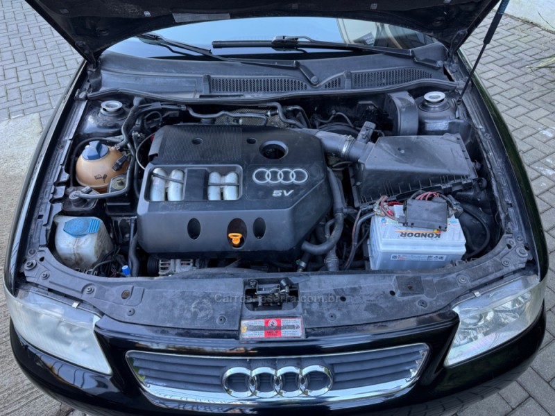A3 1.8 20V GASOLINA 4P MANUAL - 2003 - FARROUPILHA
