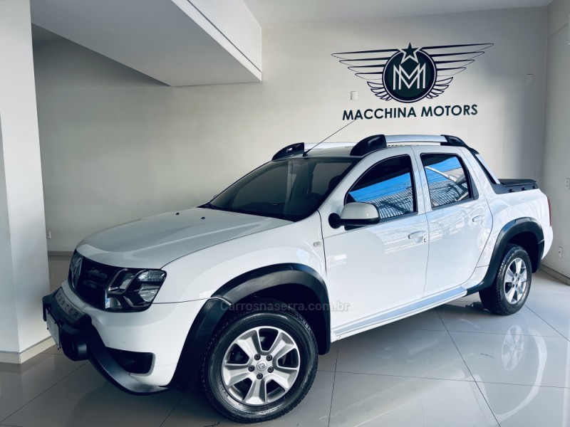 DUSTER OROCH 2.0 16V FLEX DYNAMIQUE 4P MANUAL - 2016 - CAXIAS DO SUL