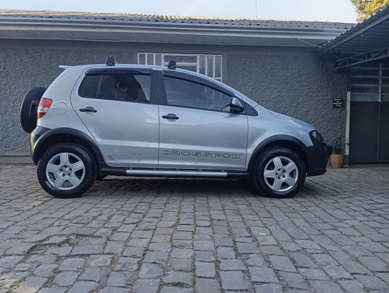 CROSSFOX 1.6 MI FLEX 8V 4P MANUAL - 2009 - CAXIAS DO SUL