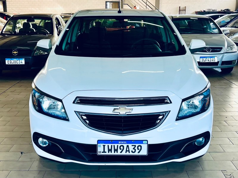 ONIX 1.4 MPFI LTZ 8V FLEX 4P MANUAL - 2015 - CAXIAS DO SUL