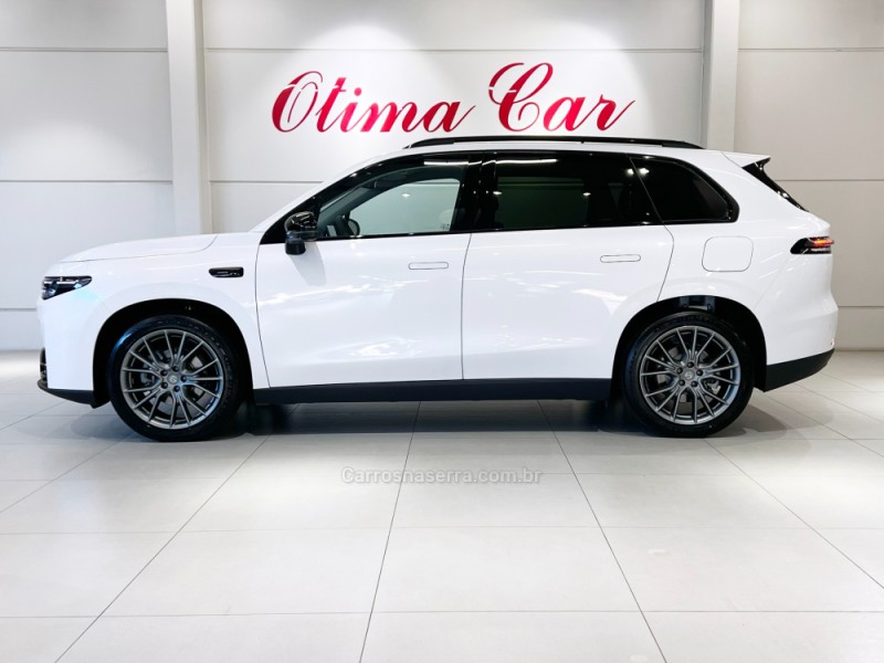 C10 BEV ELÉTRICO 69,9KW 4P AUTOMÁTICO - 2027 - FLORES DA CUNHA