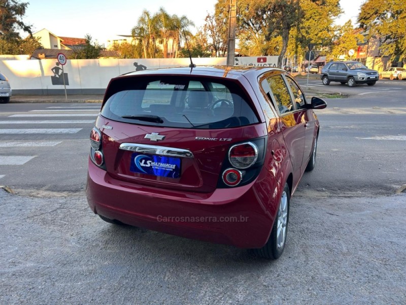 SONIC 1.6 LTZ 16V FLEX 4P AUTOMÁTICO - 2013 - VENâNCIO AIRES