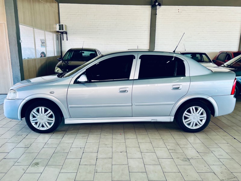 ASTRA 2.0 MPFI CD SEDAN 8V GASOLINA 4P MANUAL - 2003 - CAXIAS DO SUL