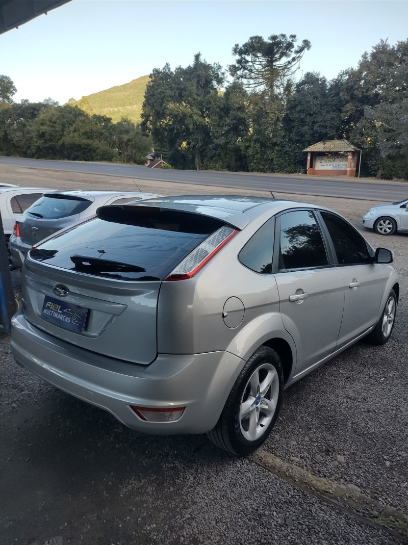FOCUS 1.6 SE 16V FLEX 4P MANUAL - 2013 - VALE REAL