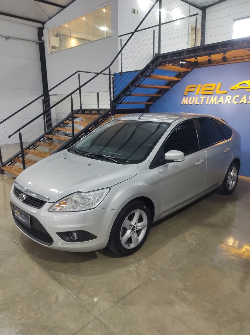 focus 1.6 se 16v flex 4p manual 2013 vale real