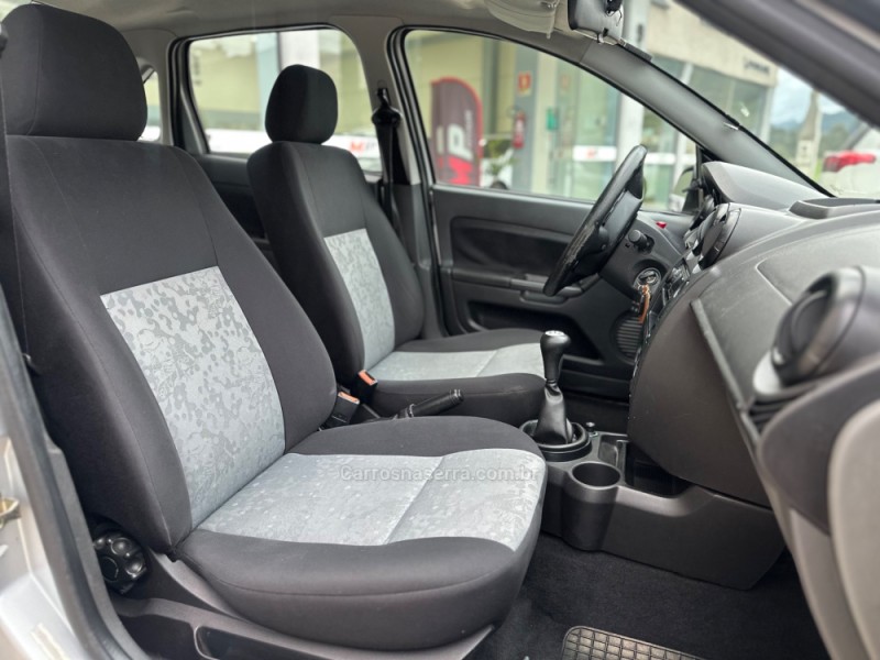 FIESTA 1.0 ROCAM SEDAN 8V FLEX 4P MANUAL - 2008 - TUPANDI