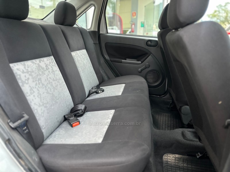 FIESTA 1.0 ROCAM SEDAN 8V FLEX 4P MANUAL - 2008 - TUPANDI