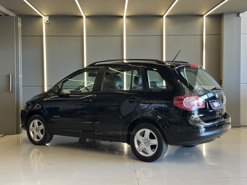 SPACEFOX 1.6 MI SPORTLINE 8V FLEX 4P MANUAL - 2009 - SAPIRANGA