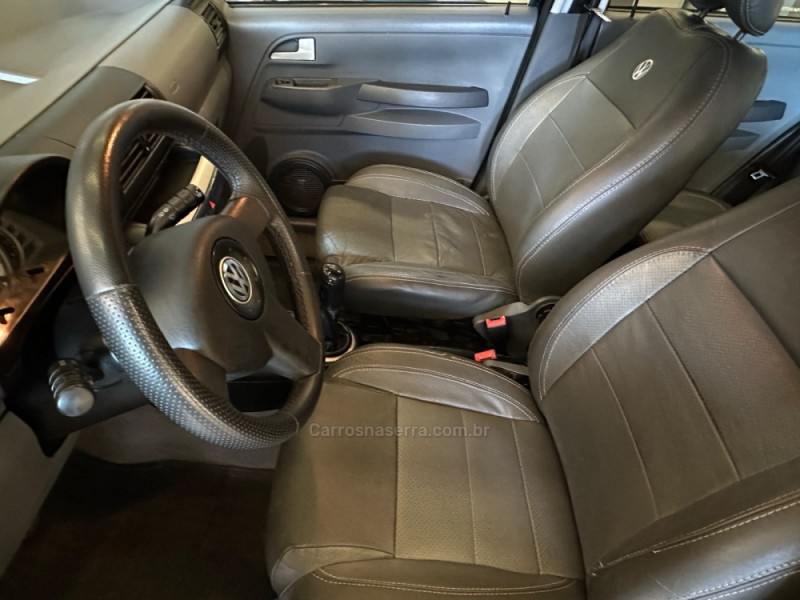 SPACEFOX 1.6 MI SPORTLINE 8V FLEX 4P MANUAL - 2009 - SAPIRANGA