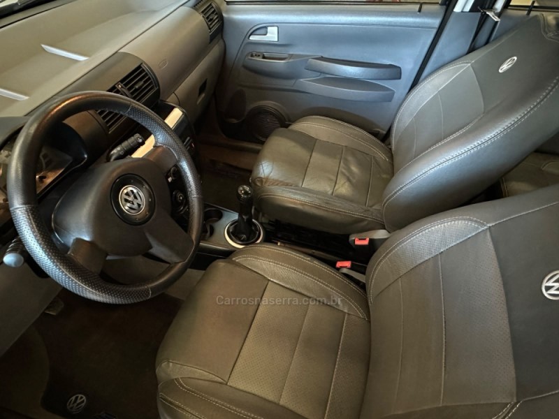 SPACEFOX 1.6 MI SPORTLINE 8V FLEX 4P MANUAL - 2009 - SAPIRANGA
