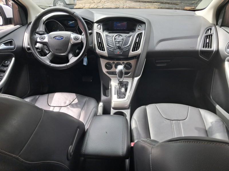FOCUS 1.6 SE HATCH 16V FLEX 4P AUTOMÁTICO - 2015 - CAXIAS DO SUL